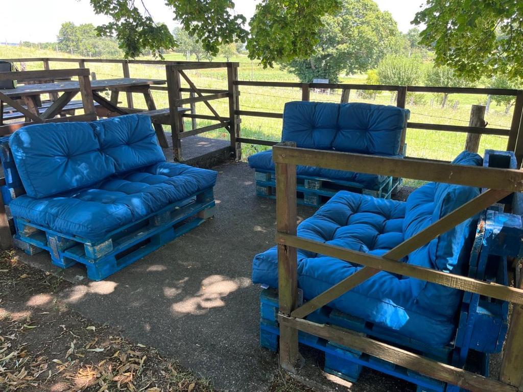 Gite Lo Soulenquo à Fonteilles Golinhac Extérieur photo